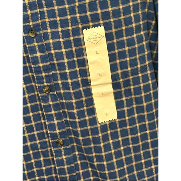 NEW WITH TAGS ST. JOHNS BAY MEN'S SIZE LARGE BLUE BUTTON DOWN SHIRT NWT 100% cot - Picture 2 of 6